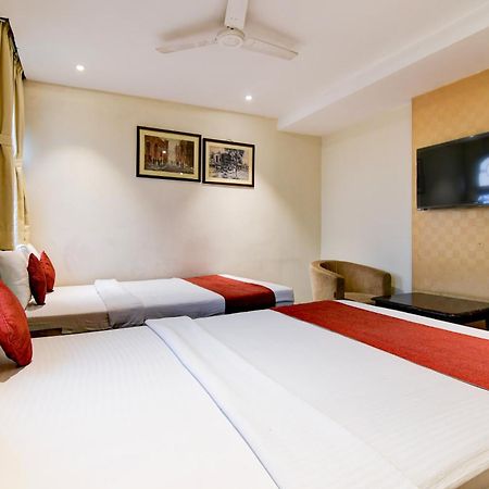 Hotel King'S Crown Καλκούτα Εξωτερικό φωτογραφία