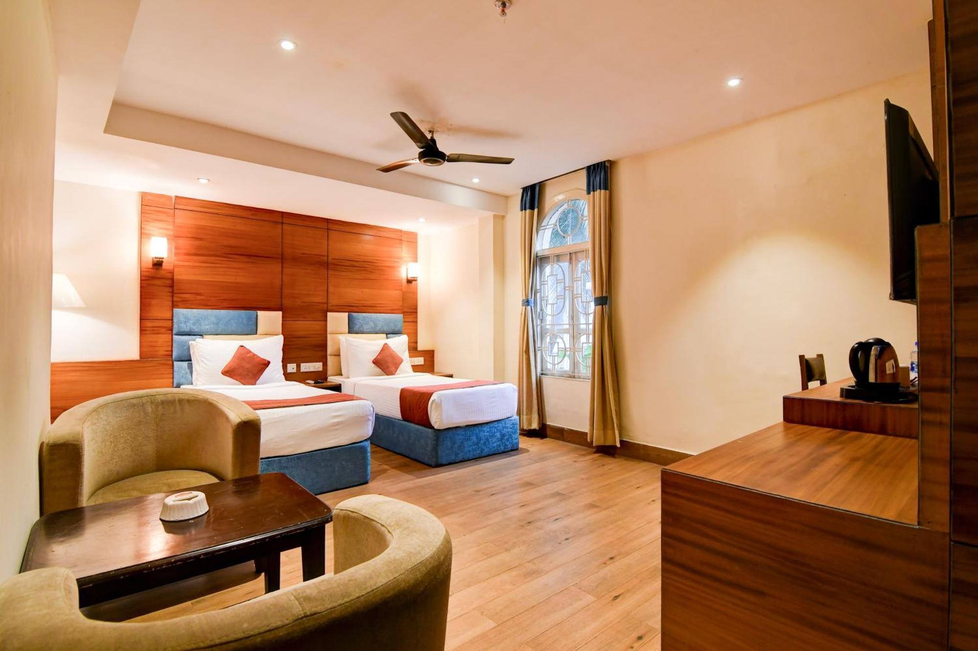 Hotel King'S Crown Καλκούτα Εξωτερικό φωτογραφία