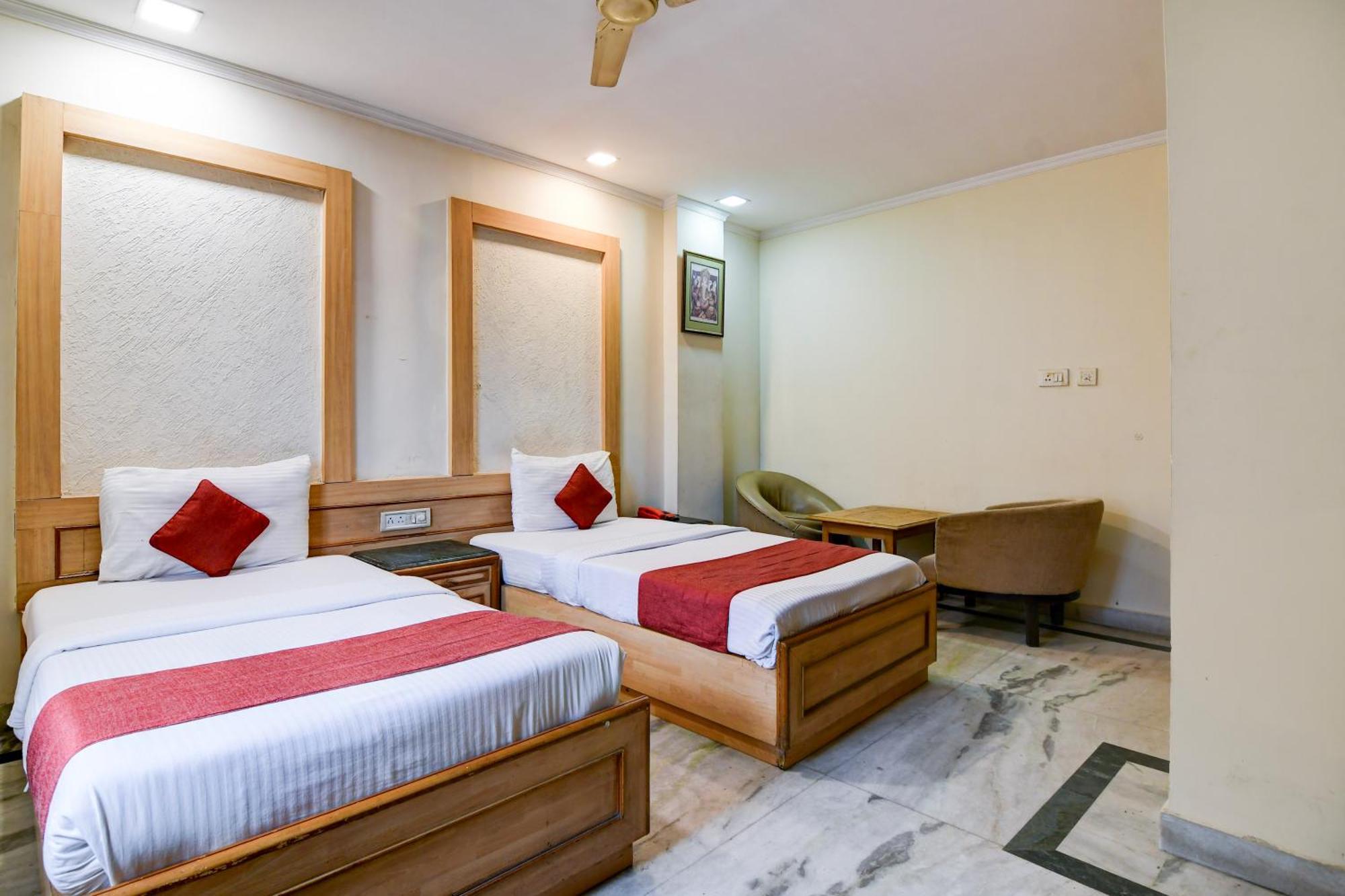 Hotel King'S Crown Καλκούτα Εξωτερικό φωτογραφία